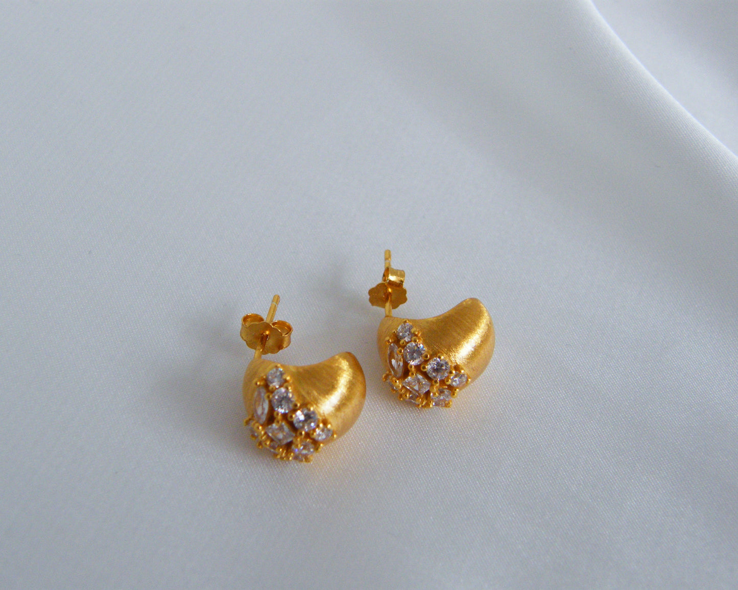 Dome Cluster Stud Earrings