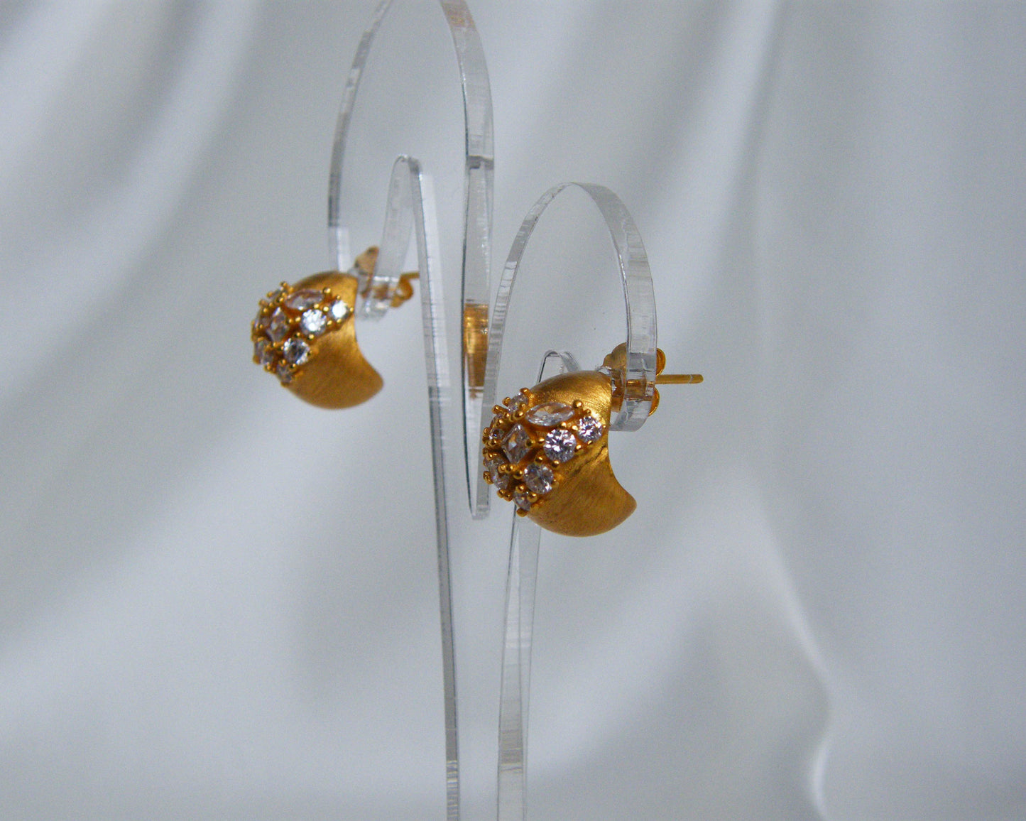 Dome Cluster Stud Earrings