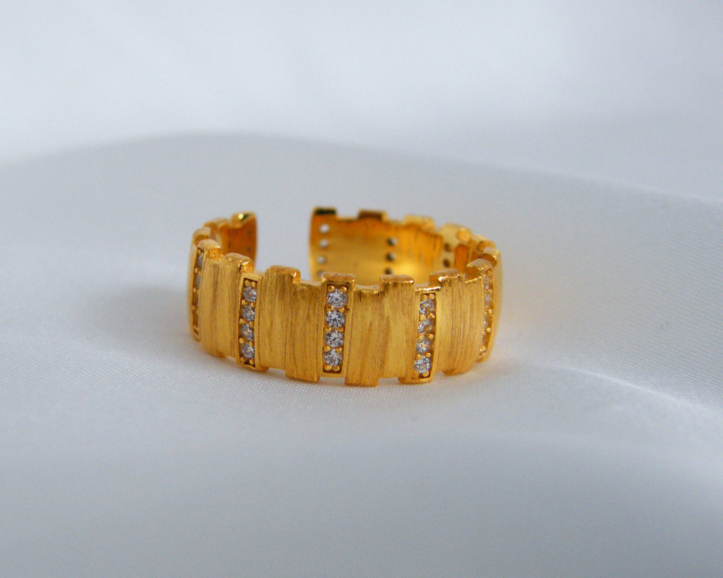 Offset Block Ring