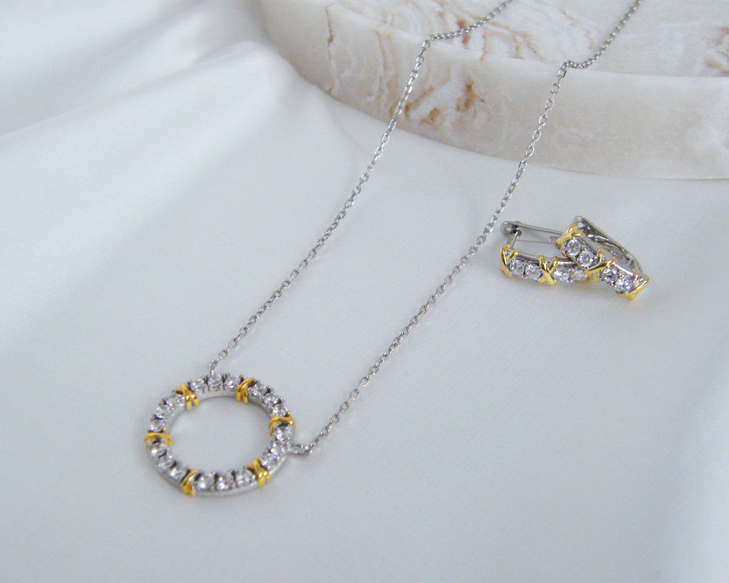 Luna Link Necklace