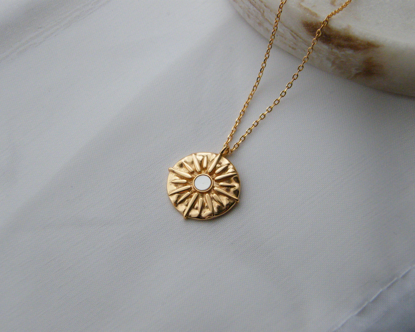 Nova Medallion Necklace