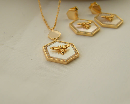 Honey Reverie Necklace