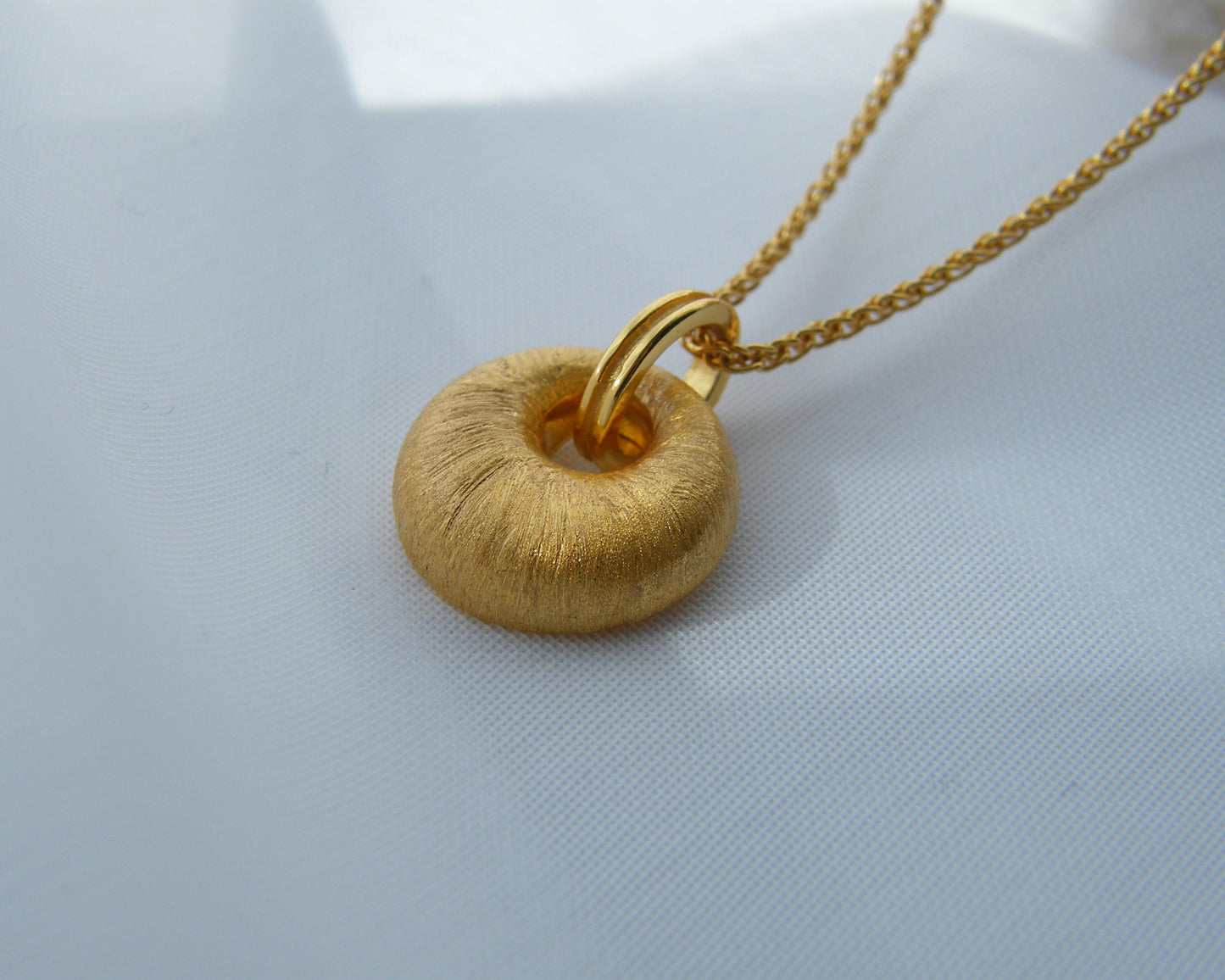 Cassi Aurea Pendant Necklace