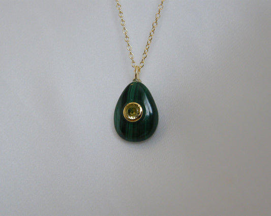 The Malachite Aura Necklace - Small