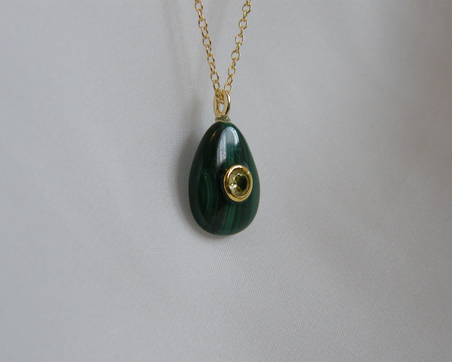 The Malachite Aura Necklace - Small