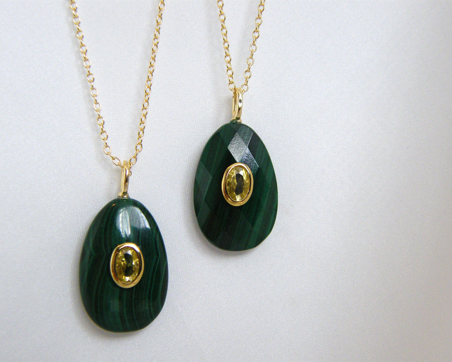 The Malachite Aura Necklace