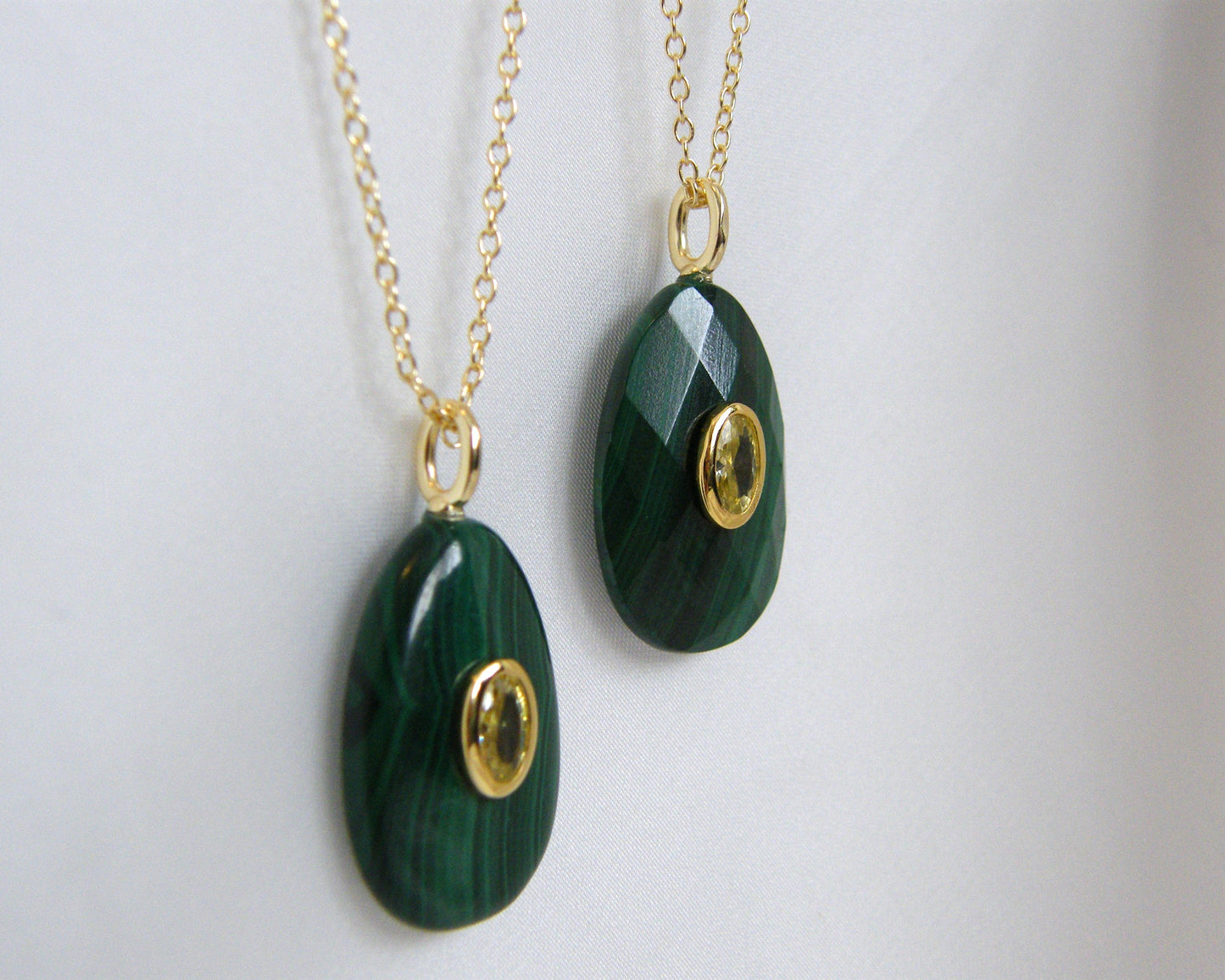 The Malachite Aura Necklace