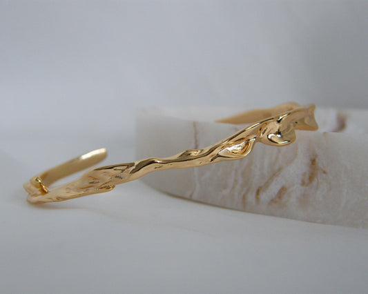Molten Gold Bangle