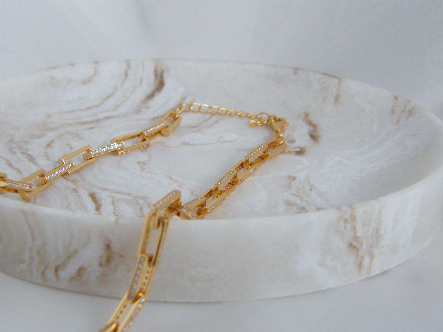 Eterna Link Necklace