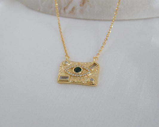 The Enchanté Pendant Necklace