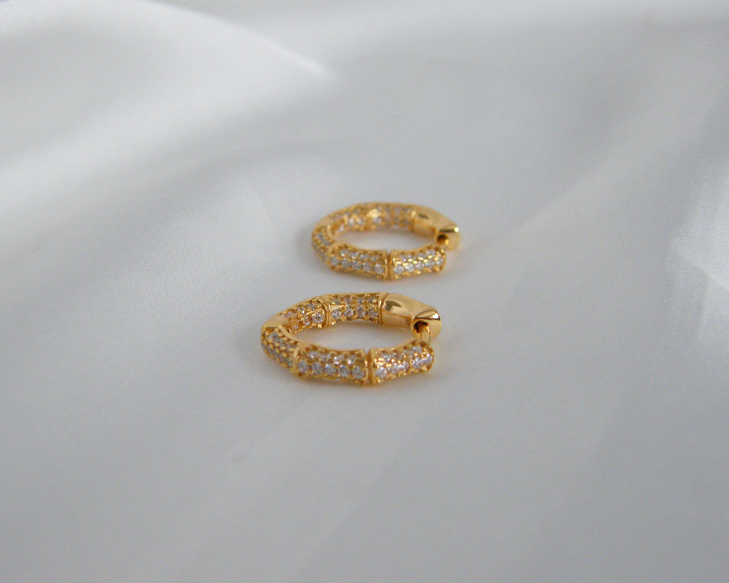 Pavé Hoops