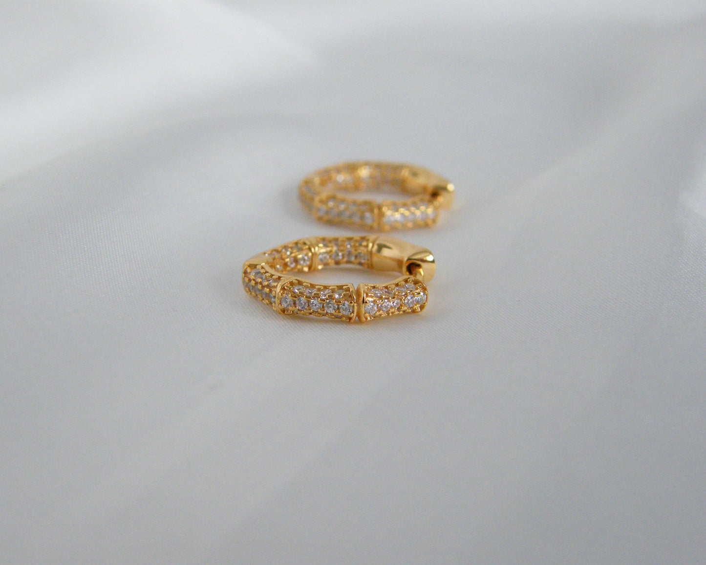 Pavé Hoops