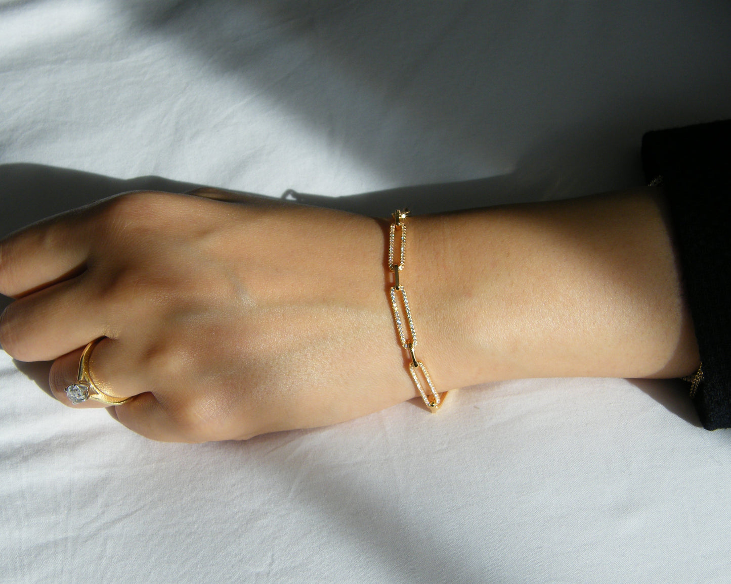 Serene Link Bracelet