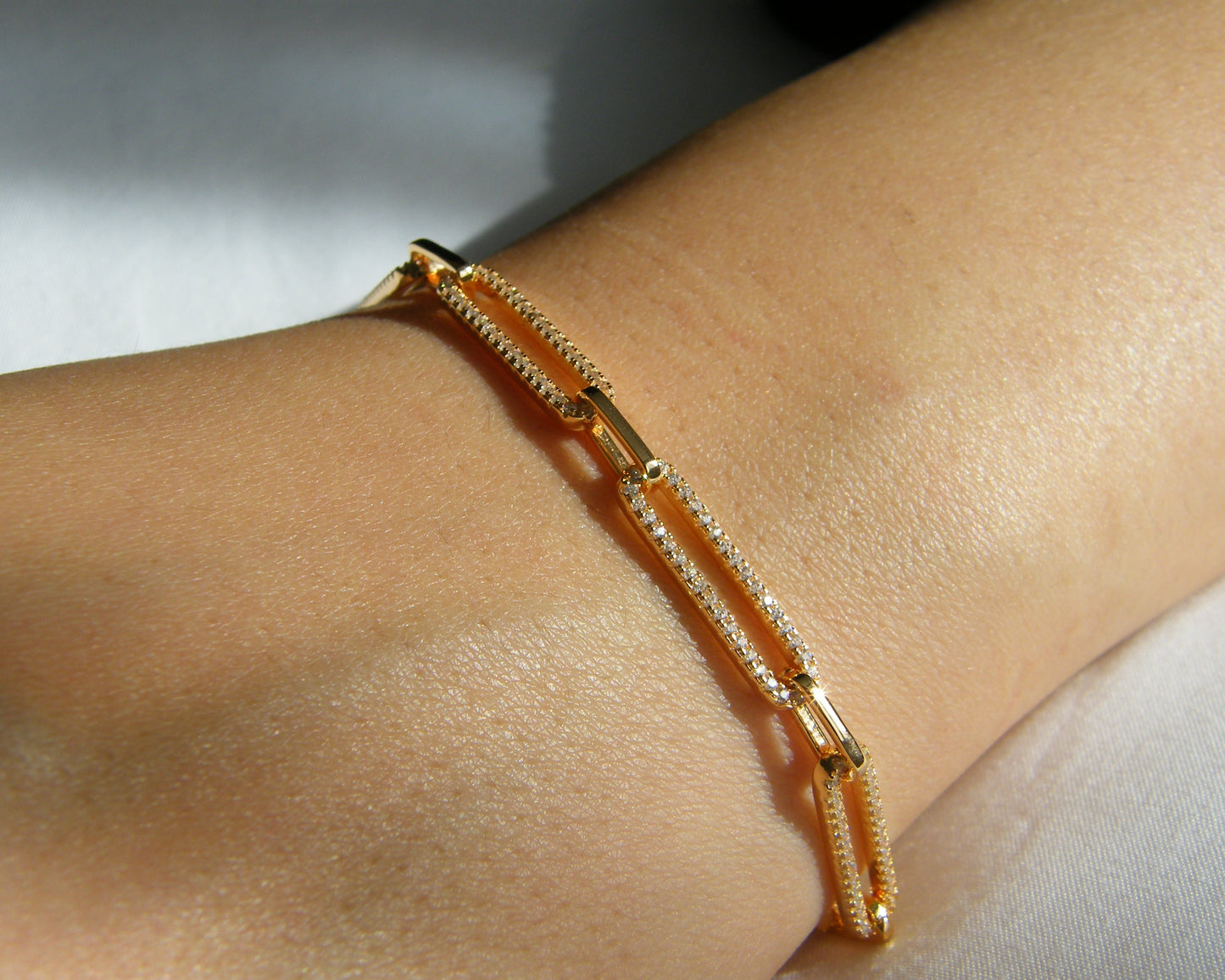 Serene Link Bracelet