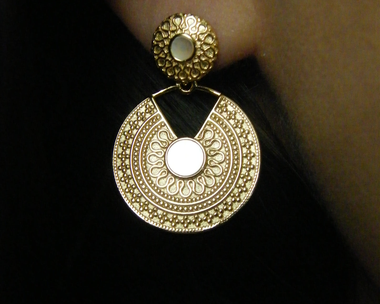 Solara Mother of Pearl Earrings