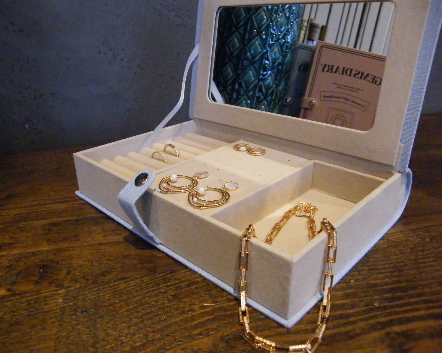 The Gems Diary – Jewellery Storage Book