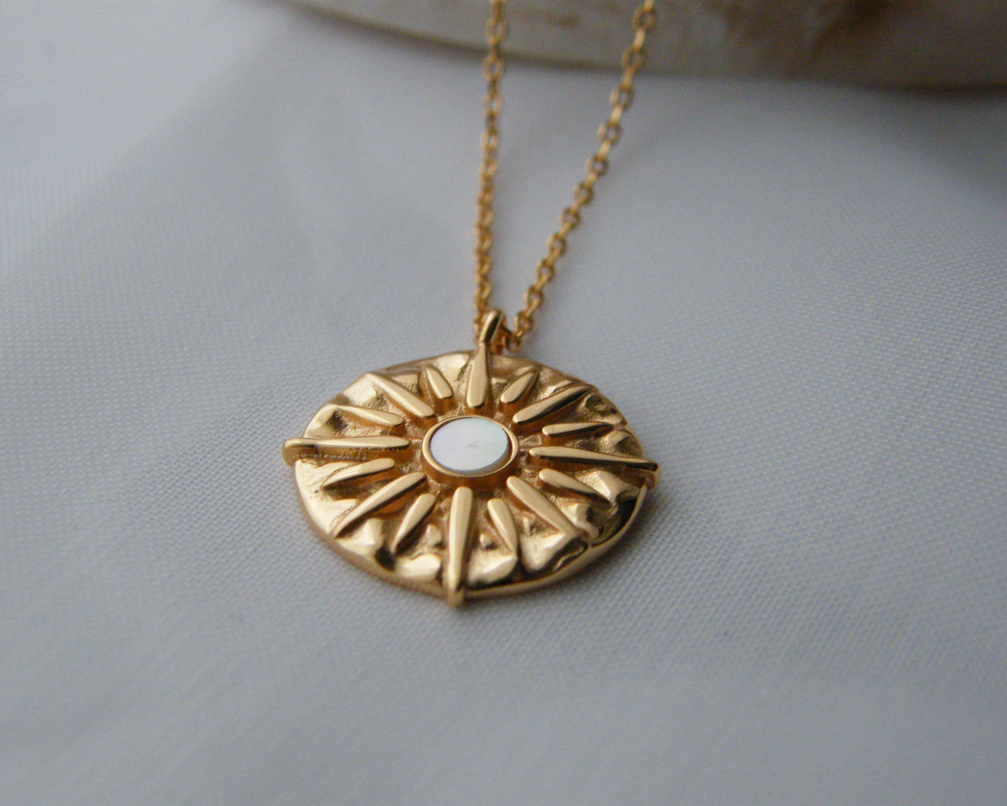Nova Medallion Necklace