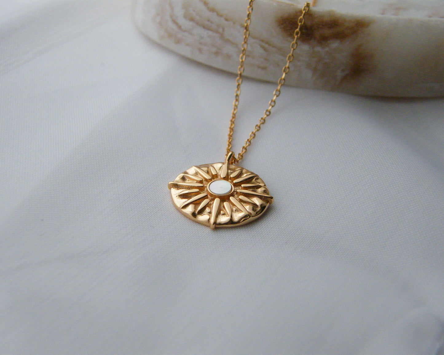 Nova Medallion Necklace
