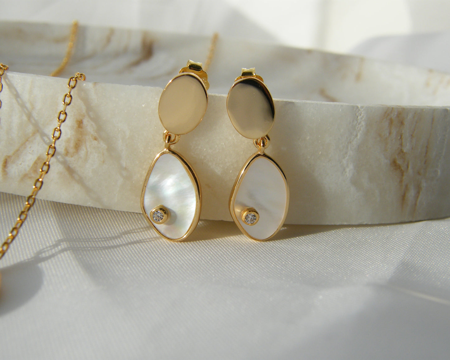Lyria Drop Earrings