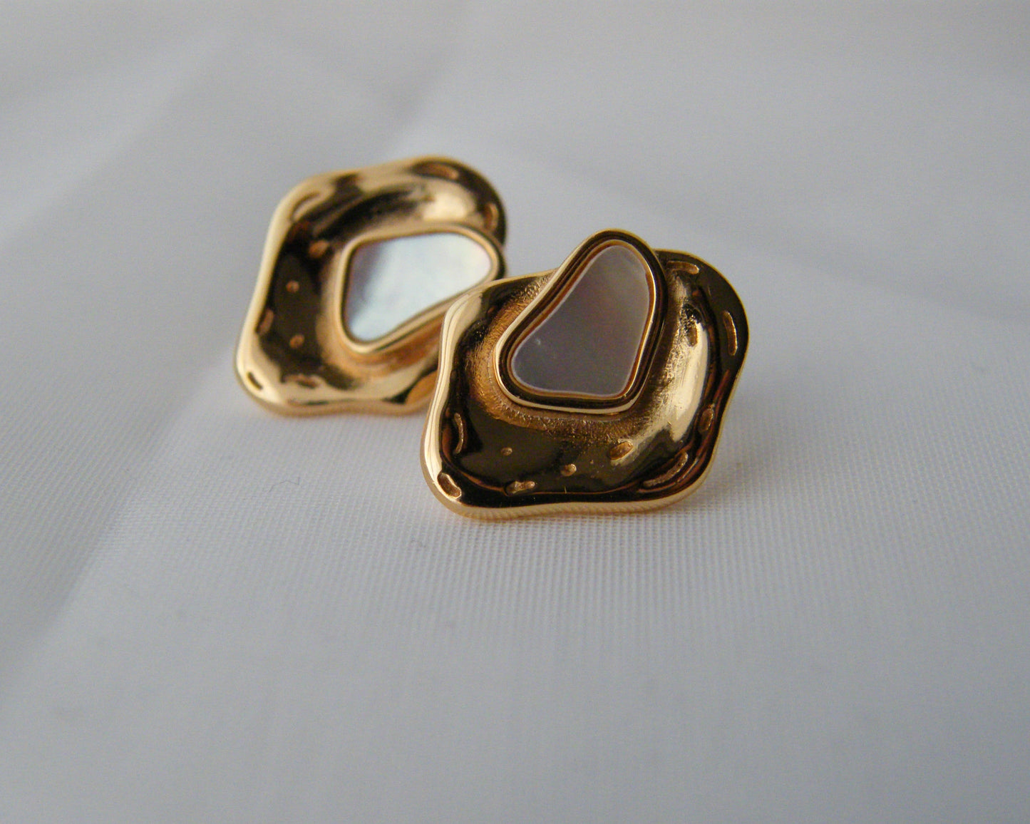 Mirage Studs