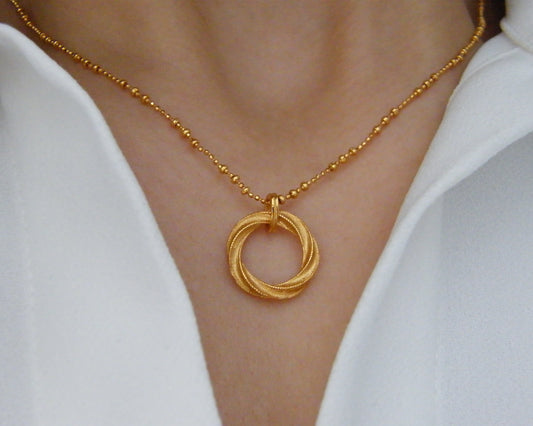Eterna Twist Necklace