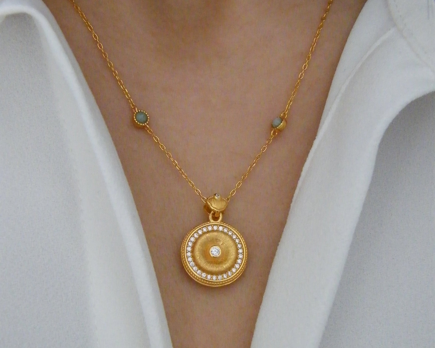 Versa Medallion Necklace