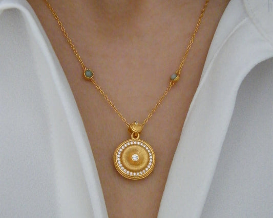 Versa Medallion Necklace