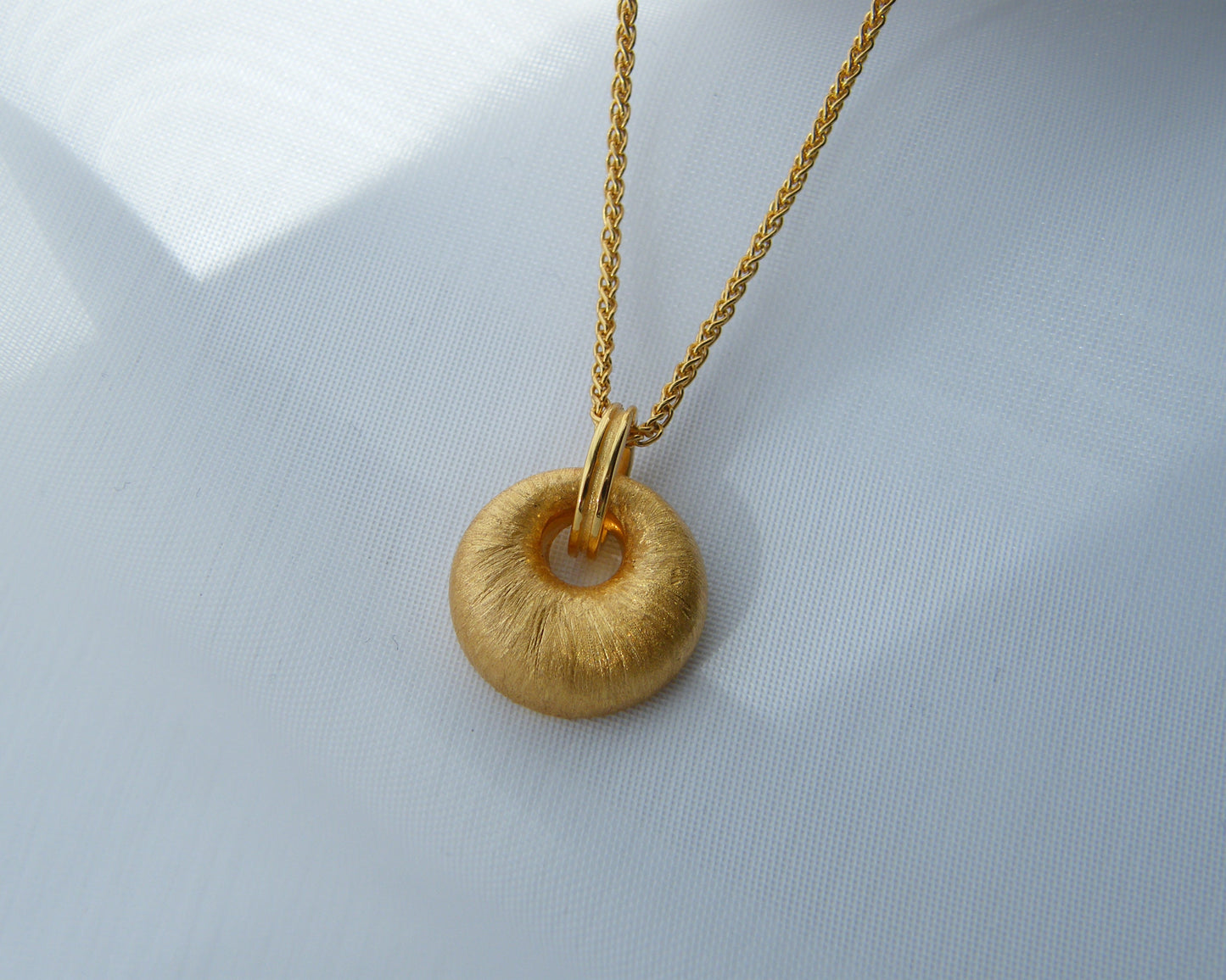 Cassi Aurea Pendant Necklace