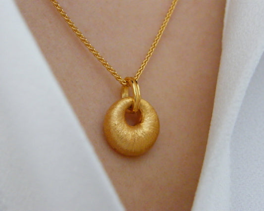 Cassi Aurea Pendant Necklace